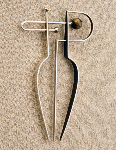 hair pin: silver, tiger eye bead