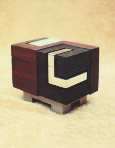 box: vermilion wood, brass (view #1)